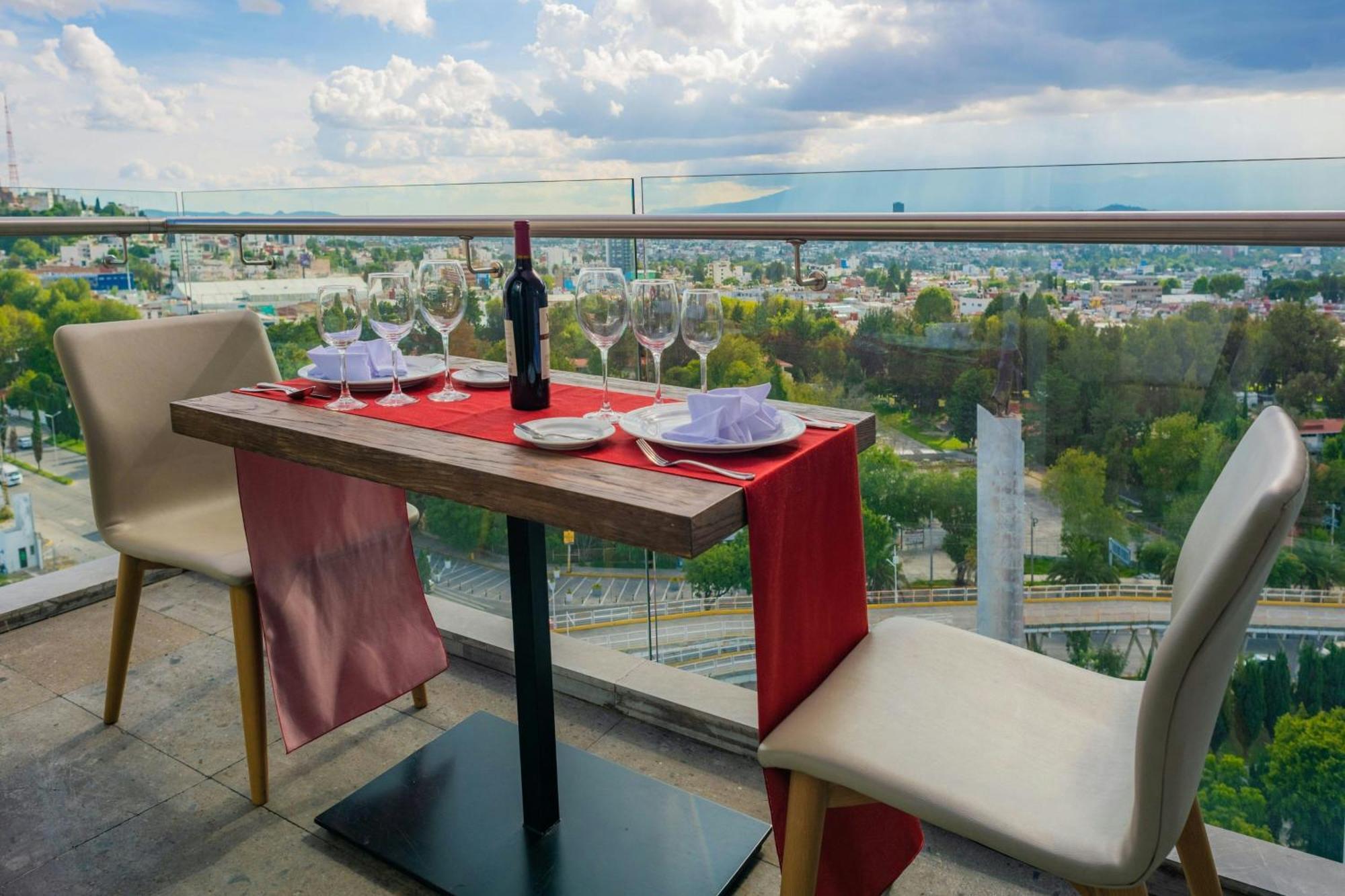 Four Points By Sheraton Puebla Buitenkant foto