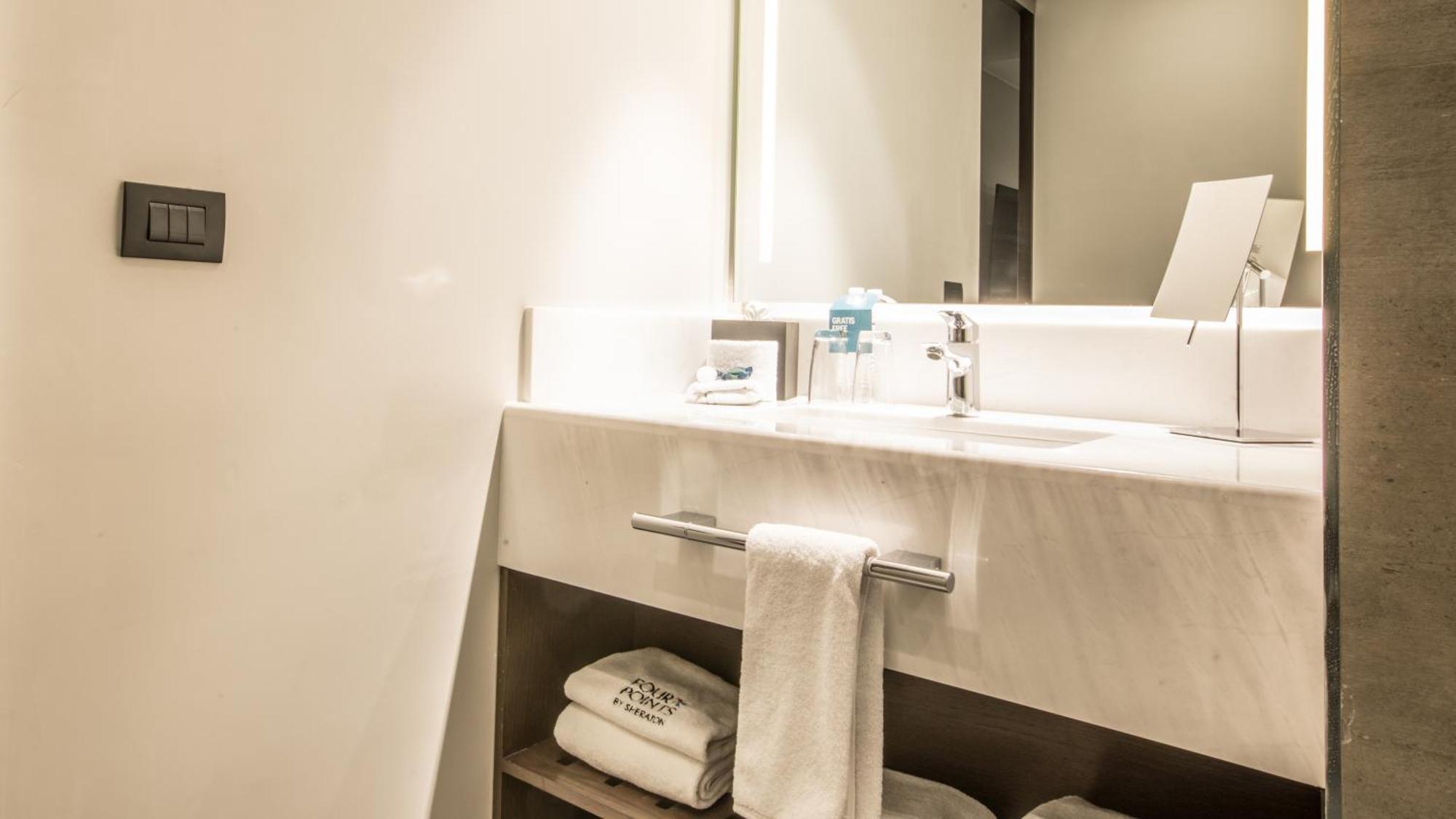 Four Points By Sheraton Puebla Buitenkant foto